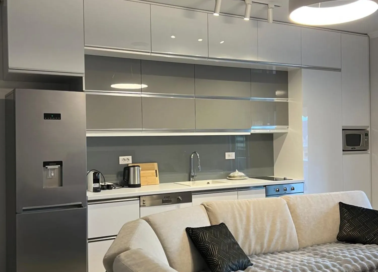 Tirana Gallery Apartment - City Center View