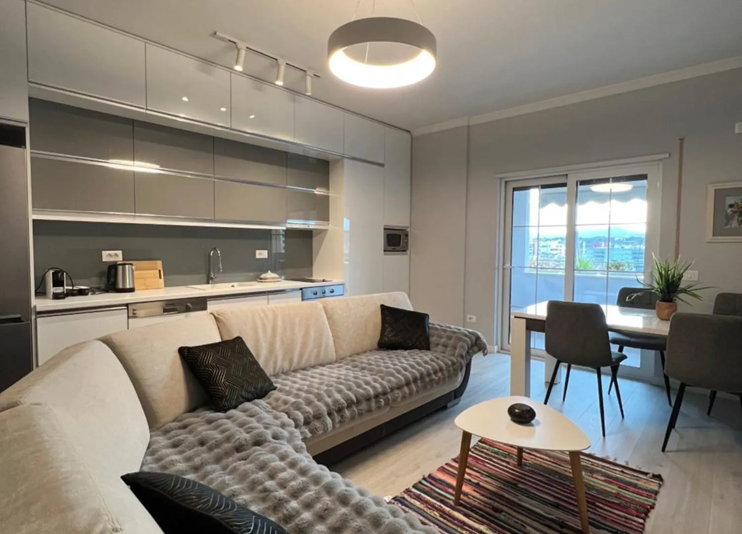 Tirana Gallery Apartment - City Center View 0*,