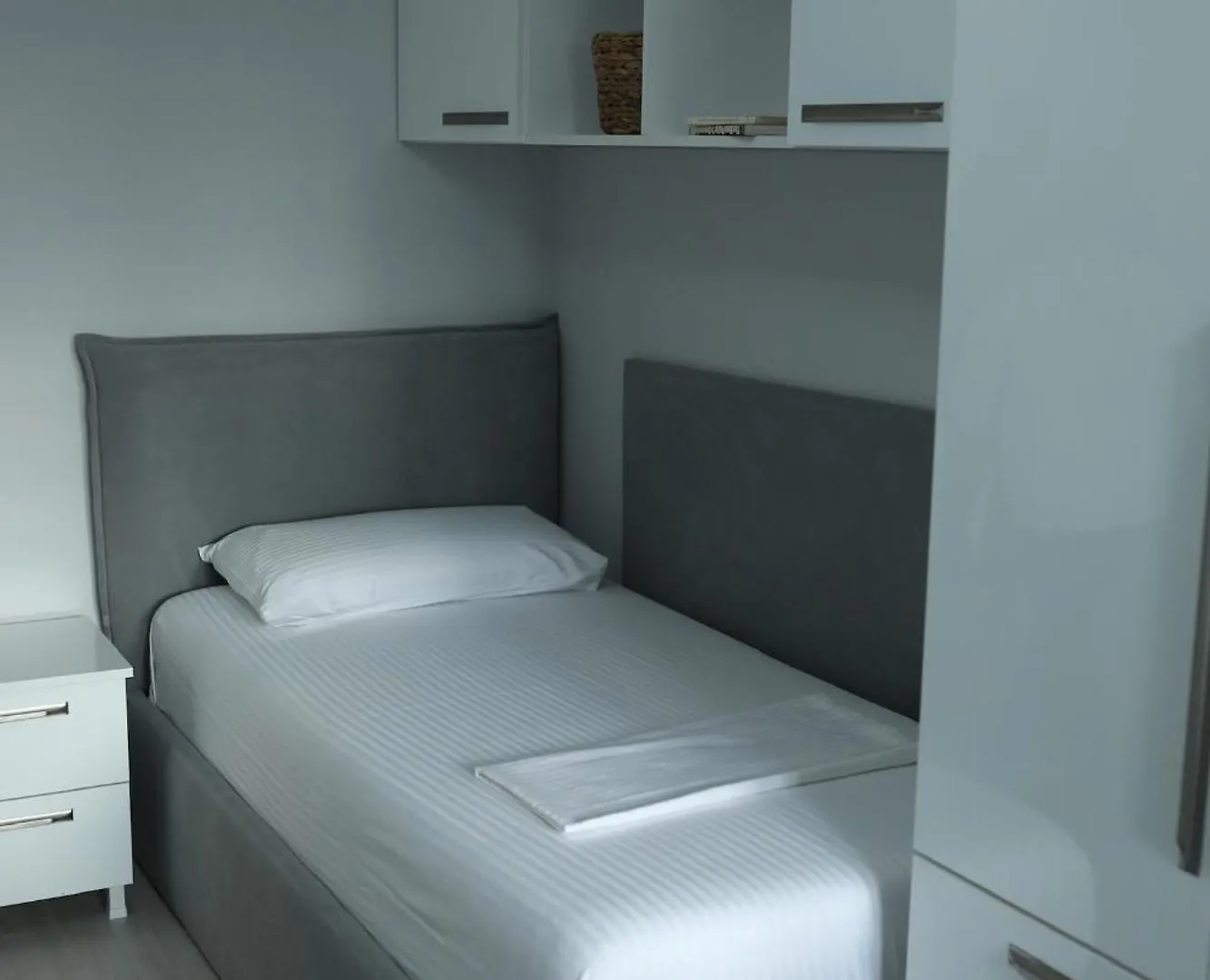 Tirana Gallery Apartment - City Center View 0*,