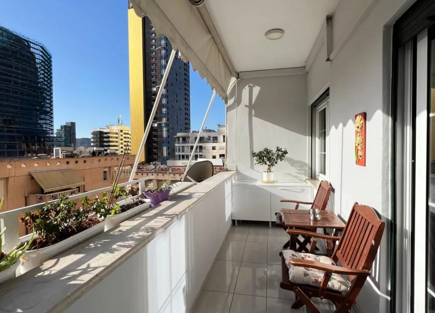 Tirana Gallery Apartment - City Center View